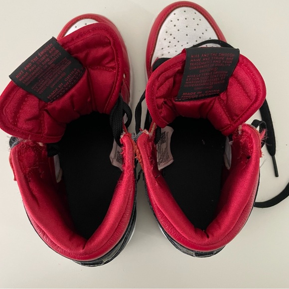 (PS) Air Jordan 1 Retro High OG 'Satin Red' CU0449-601 - Picture 3 of 10